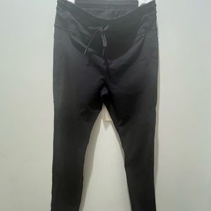 ZYIA pocket drawstring luxe 7/8 leggings
